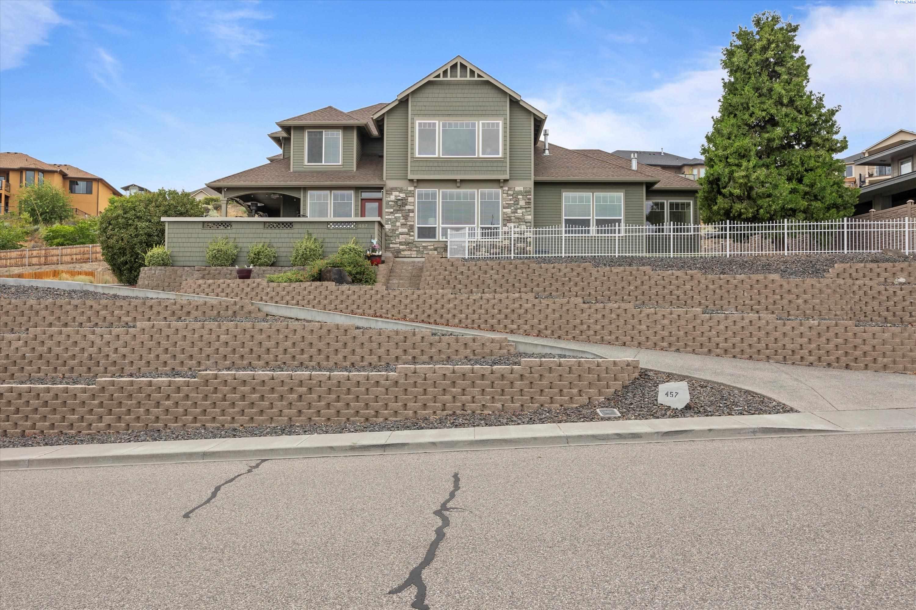 Riverwood St, Richland, WA 99352
