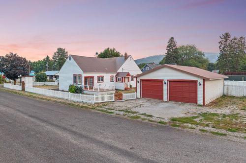 602 W King Ave, Chewelah, WA, 99109-9026 | Card Image