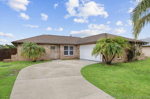 371 Sw Butler Ave, Port Saint Lucie, FL, 34983-1912 | Card Image