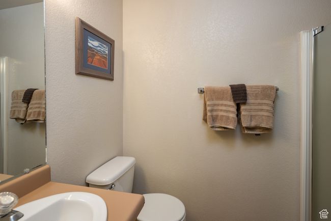 3287 E Fairway Loop, Townhouse with 2 bedrooms, 2 bathrooms and 3 parking in Moab UT | Image 16
