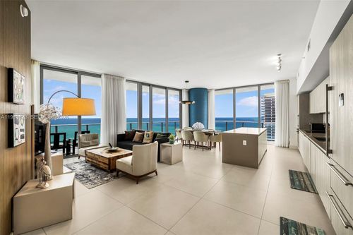 lph1-4111 S Ocean Dr, Hollywood, FL, 33019-3055 | Card Image