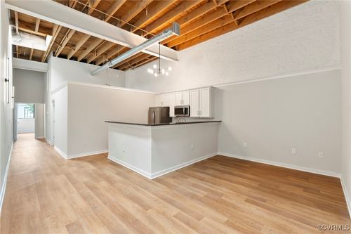 unit-4-1716 Summit Ave, Richmond, VA, 23230-4534 | Card Image