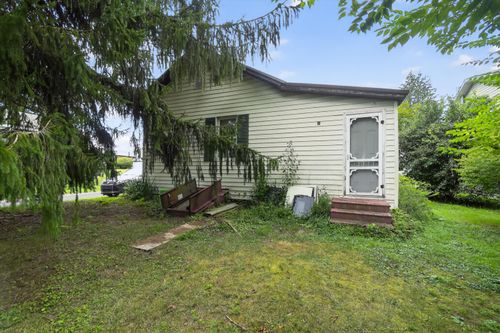 607 Sutton St, Punxsutawney, PA, 15767-1333 | Card Image