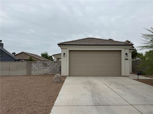 3298 E Coarra Dr, Kingman, AZ, 86409-1488 | Card Image