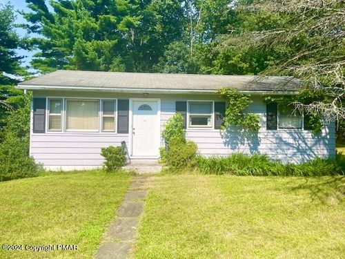 152 Burton Road, Swiftwater, PA, 18326 | Card Image