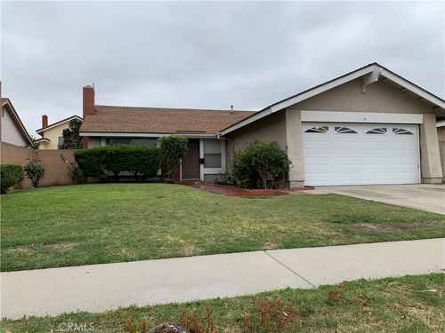 13645 Felson St, Cerritos, CA, 90703-8936 | Card Image