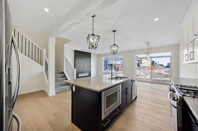 136 Crimson Ridge Place Nw, House other with 3 bedrooms, 3 bathrooms and 4 parking in Calgary AB | Image 11