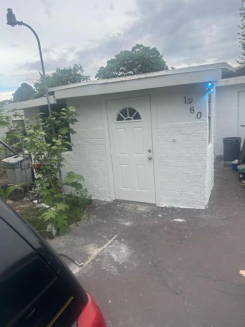 1980 Service Rd, Opa-Locka, FL, 33054-3752 | Card Image