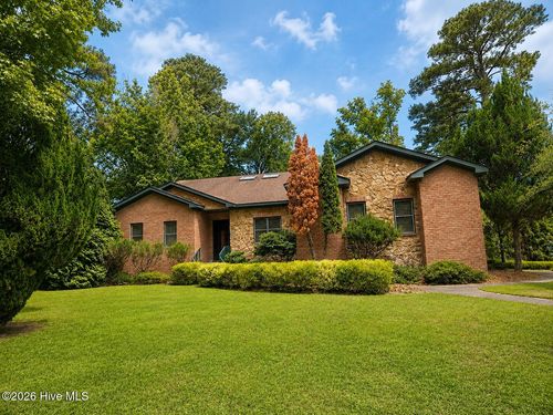 146 Lismore Dr, Winterville, NC, 28590-8320 | Card Image