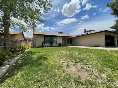 314 Tamarack Dr, Henderson, NV, 89002-8226 | Card Image