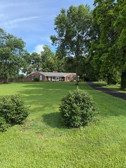 1266 Lexington Rd, Harrodsburg, KY, 40330-9209 | Card Image