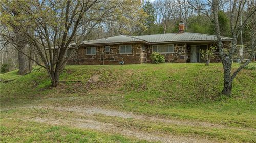 17180 Winn Creek Rd, Winslow, AR, 72959-9412 | Card Image