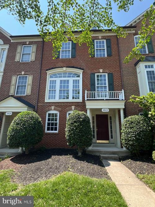 3922 Shawfield Ln, FREDERICK, MD, 21704-7905 | Card Image