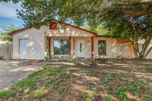 9514 Zelkova Cir, Dallas, TX, 75249-1230 | Card Image
