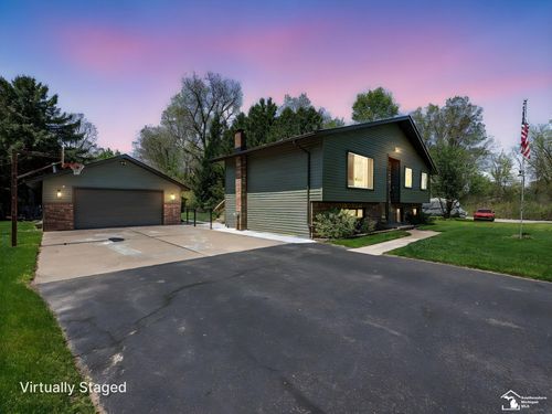 13725 Grafton Rd, Carleton, MI, 48117-9216 | Card Image