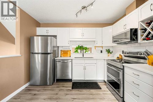 53 Copperfield Crt Se, Calgary, AB, T2Z4Z3 | Card Image