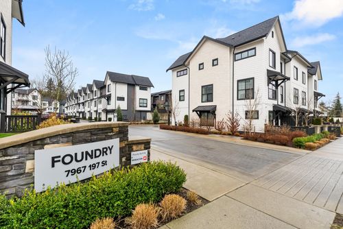 16-7967 197 St, Langley, BC, V2Y3P1 | Card Image