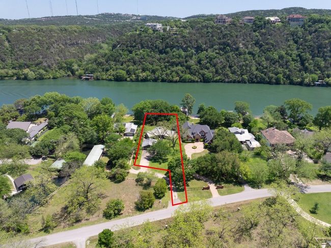 2401 Manana St, House other with 4 bedrooms, 4 bathrooms and 2 parking in Austin TX | Image 4
