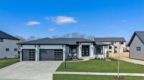 9616 Corydalis Ave, Saint John, IN, 46373-0645 | Card Image