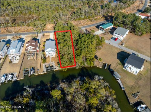 22 Chadwick Acres Rd, Sneads Ferry, NC, 28460 | Card Image