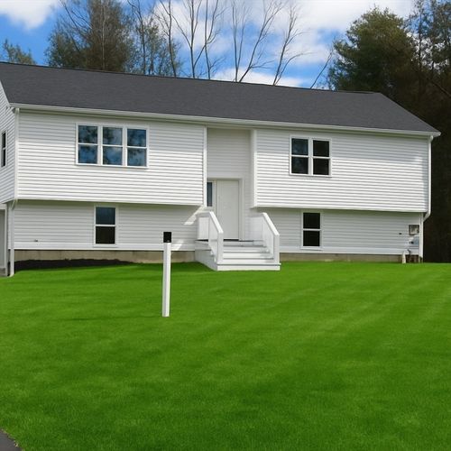 4 W Dudley Rd, Dudley, MA, 01571-6930 | Card Image