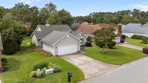 208 Venturi Dr, New Bern, NC, 28560-9400 | Card Image
