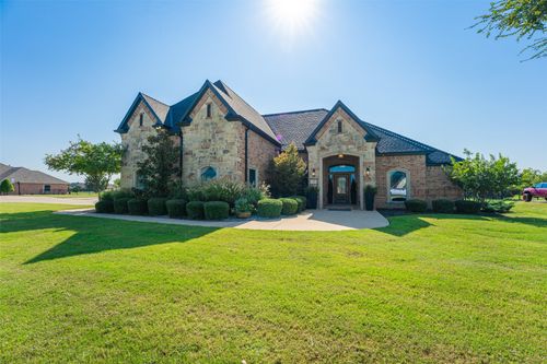 18198 Langford Ln, Forney, TX, 75126-8173 | Card Image