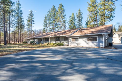 22076 Lippencott Ct, Burney, CA, 96013-9649 | Card Image