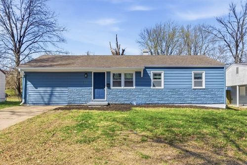 2510 S Crescent Ave, Independence, MO, 64052-1541 | Card Image