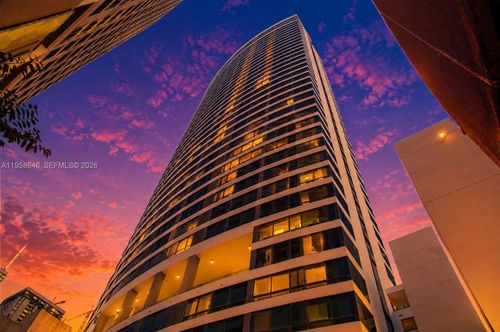 2508-225 N Miami Ave, Miami, FL, 33128-2007 | Card Image
