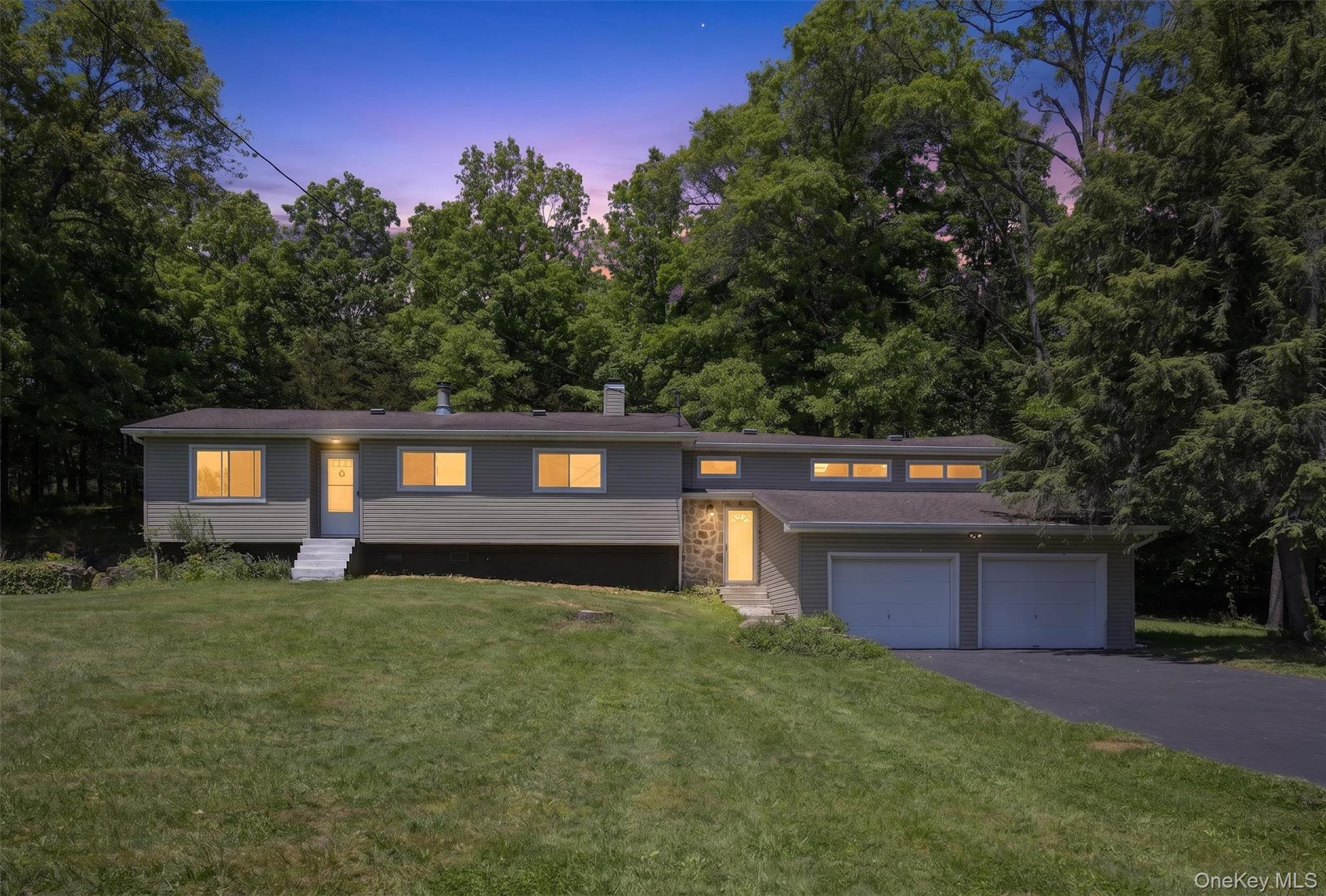 Residential in Blooming Grove 2