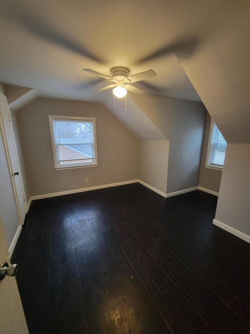 aandb-1775 Harrodsburg Rd, Lexington, KY, 40504-3616 | Card Image