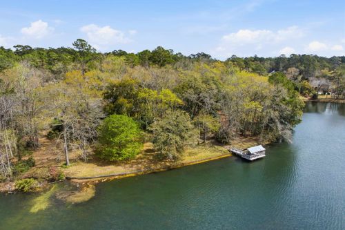 8991 Winged Foot Dr, TALLAHASSEE, FL, 32312-4042 | Card Image