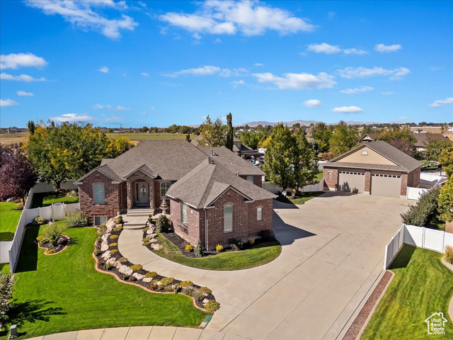 2450 , Syracuse, UT 84075