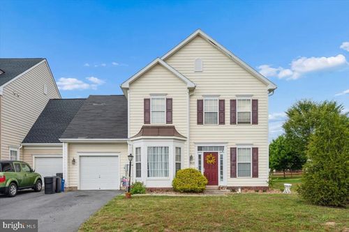 3659 Rolling Hills Dr, GREENCASTLE, PA, 17225-8752 | Card Image