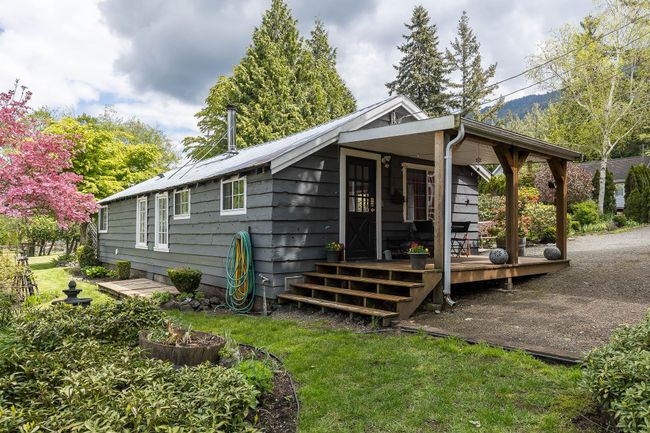 42045 Majuba Hill Road, House other with 2 bedrooms, 1 bathrooms and 6 parking in Yarrow BC | Image 11