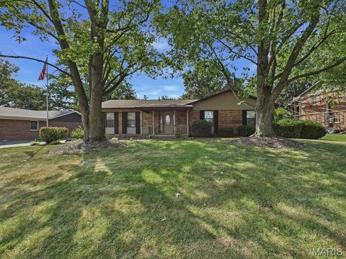 9012 Range Dr, New Athens, IL, 62264-3316 | Card Image