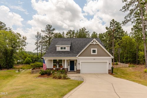 3135 Dana Ln, Aberdeen, NC, 28315-1409 | Card Image