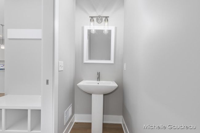 3551 Leaf Ln, House other with 3 bedrooms, 3 bathrooms and null parking in Freeport MI | Image 31