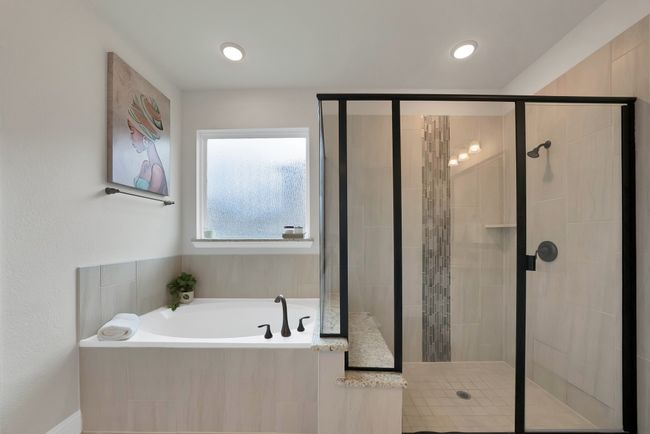 6012 Hightower St, House other with 5 bedrooms, 3 bathrooms and null parking in Aubrey TX | Image 30