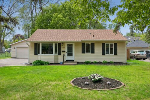 7226 Chicago Ave, Richfield, MN, 55423-3303 | Card Image