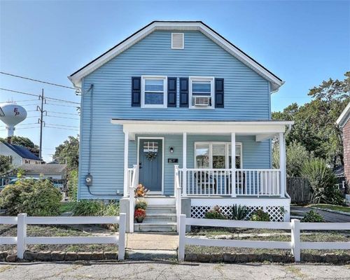 25 Ide Ave, East Providence, RI, 02914-3109 | Card Image