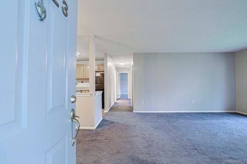 apt-23-106 Cartwheel Ct, Washingtonville, NY, 10992-2214 | Card Image