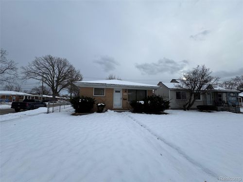 24903 Hass St, Dearborn Heights, MI, 48127-3136 | Card Image