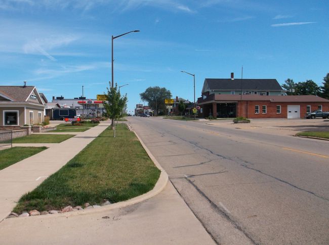 602 N Main St, Home with 0 bedrooms, 0 bathrooms and null parking in Princeton IL | Image 5