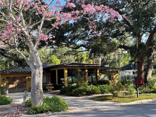 266 Lyndhurst St, Dunedin, FL, 34698-7578 | Card Image