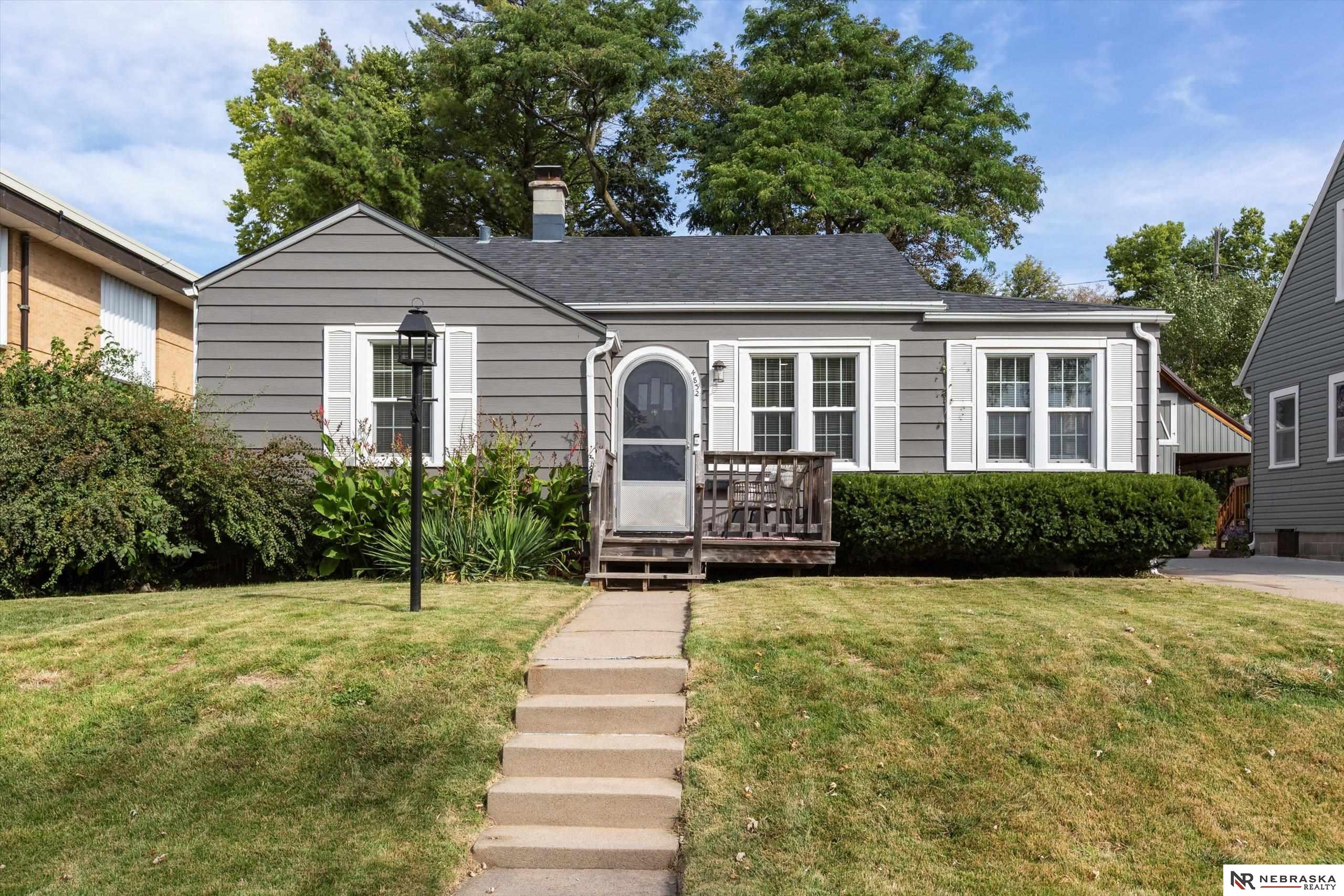 Pine St, Omaha, NE 68106