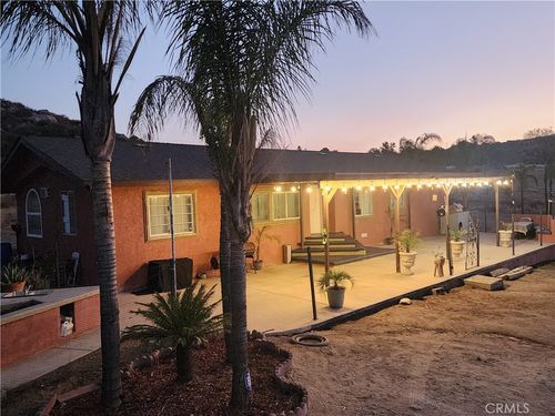 33275 Cottonwood Rd, Nuevo, CA, 92567-9271 | Card Image