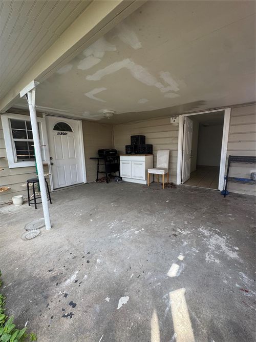 b-2501 Truxillo St, Houston, TX, 77004-4371 | Card Image