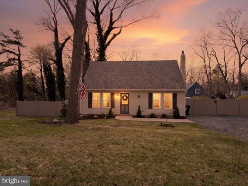 11 N Central Ave, SICKLERVILLE, NJ, 08081-9356 | Card Image